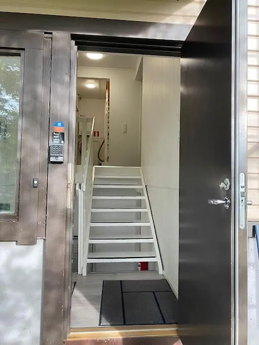 Kotimaailma: Hostel Kivikkotie Вантаа