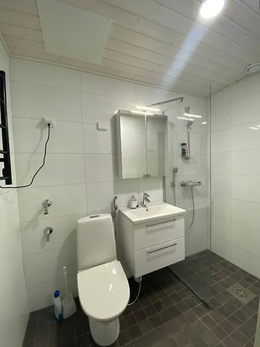 Kotimaailma: Hostel Kivikkotie Вантаа Апартаменты
