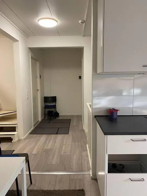 Kotimaailma: Hostel Kivikkotie Вантаа 0*,